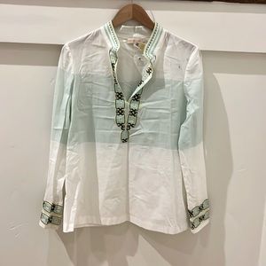 Brand new pretty Tory Burch Shirt with an extra button (Size 8)
